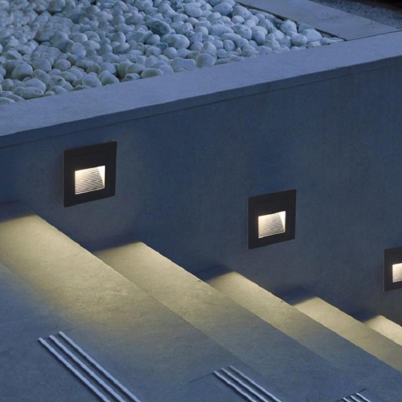 Outdoor Lighting Recessed - Luz LED para Degraus de Deck